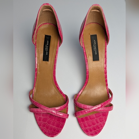 Ann Taylor Shoes - Stephanie Dorsay sandal Chic Pink Embossed Leather Pumps Heels 7.5